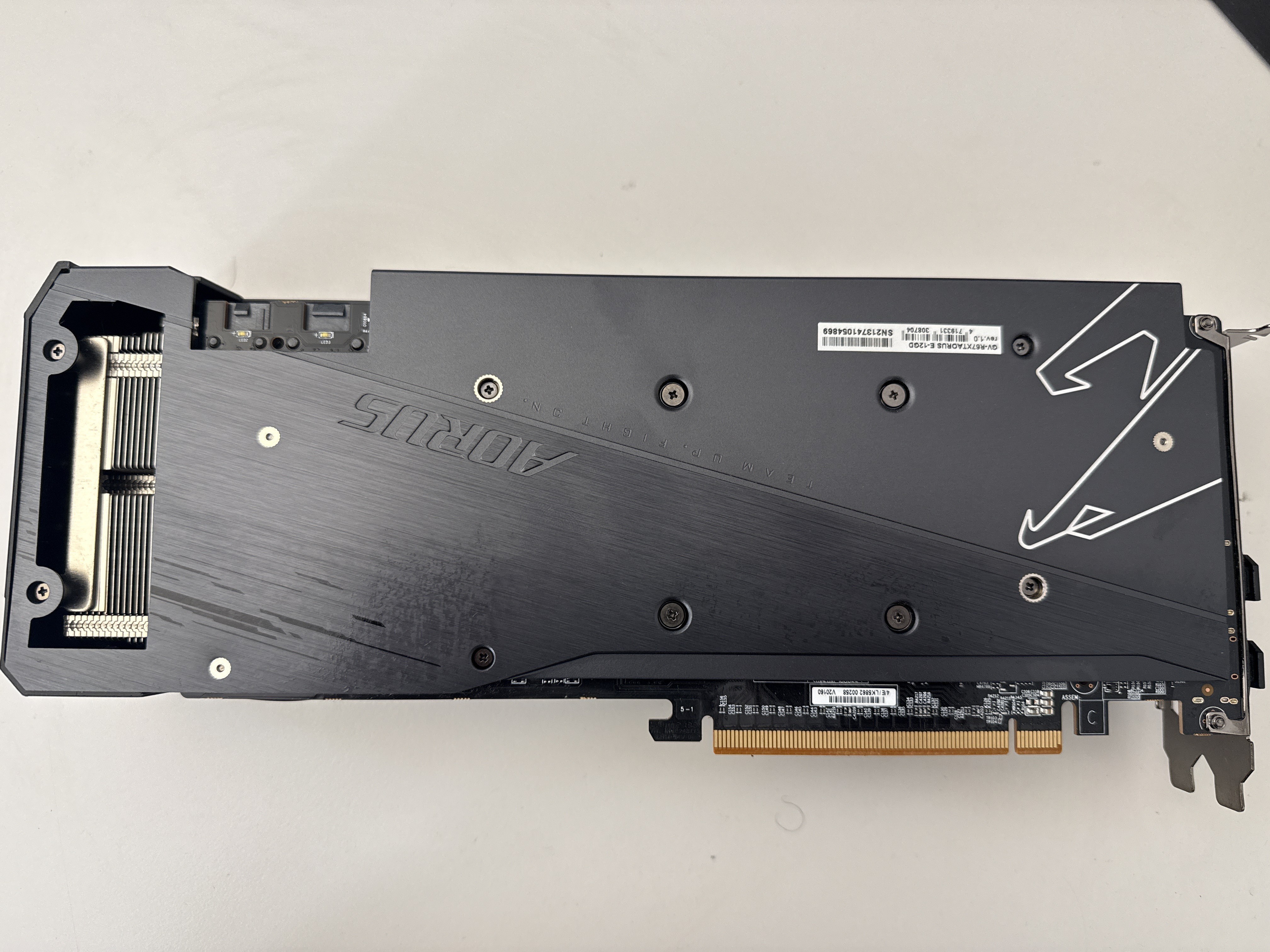 GIGABYTE AMD RADEON RX 6700 XT